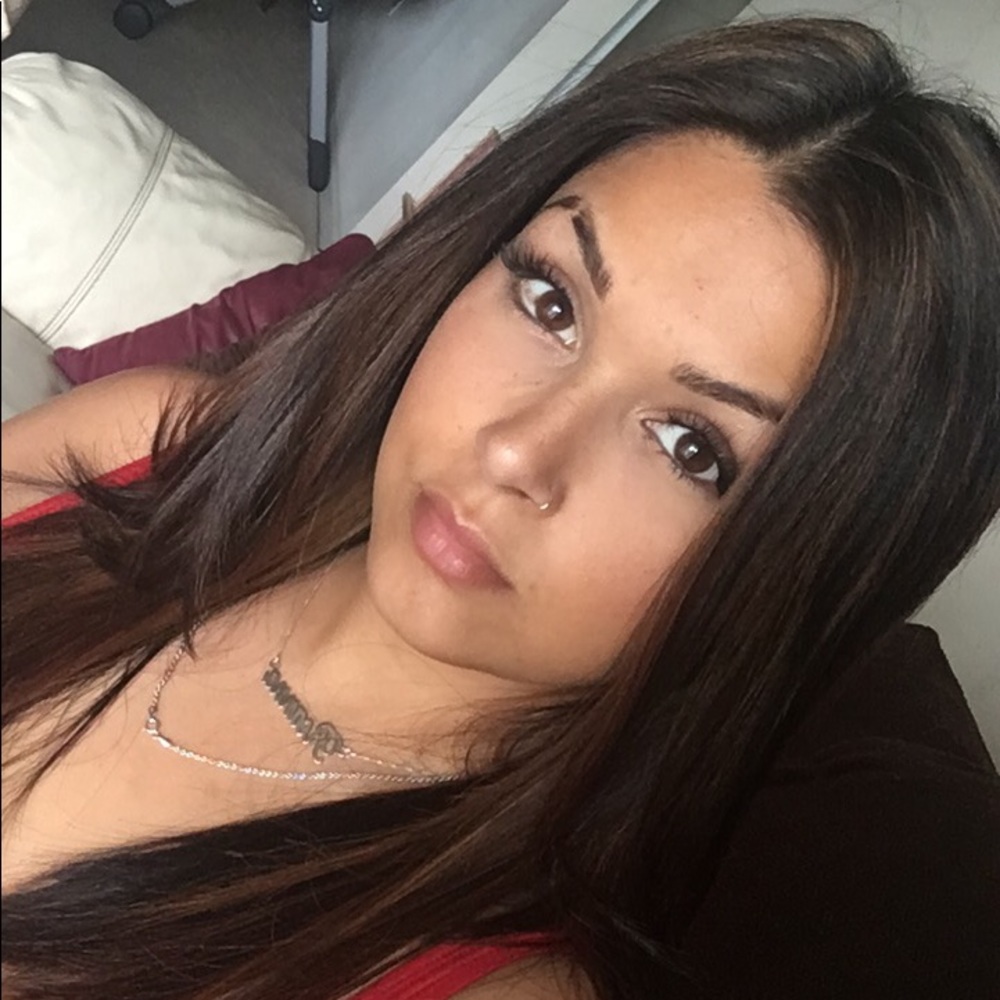 Meet your Posher, Reanna
